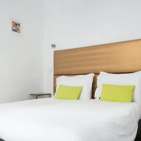 Apartment Plum Guide - Grandella Marble Lisbon