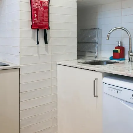 Plum Guide - Grandella Marble * Lisboa